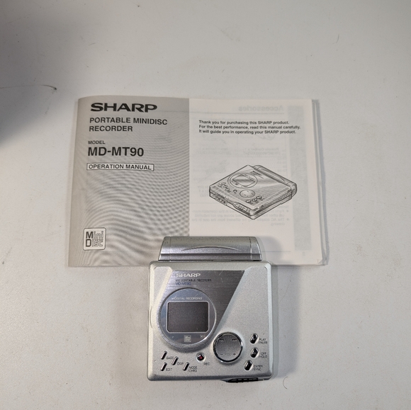 Sharp MiniDisc Player/Recorder MD-MT90 - Picture 1 of 3